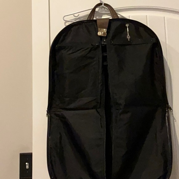 Burberry garment bag with keys authenticity car - Picture 10 of 10